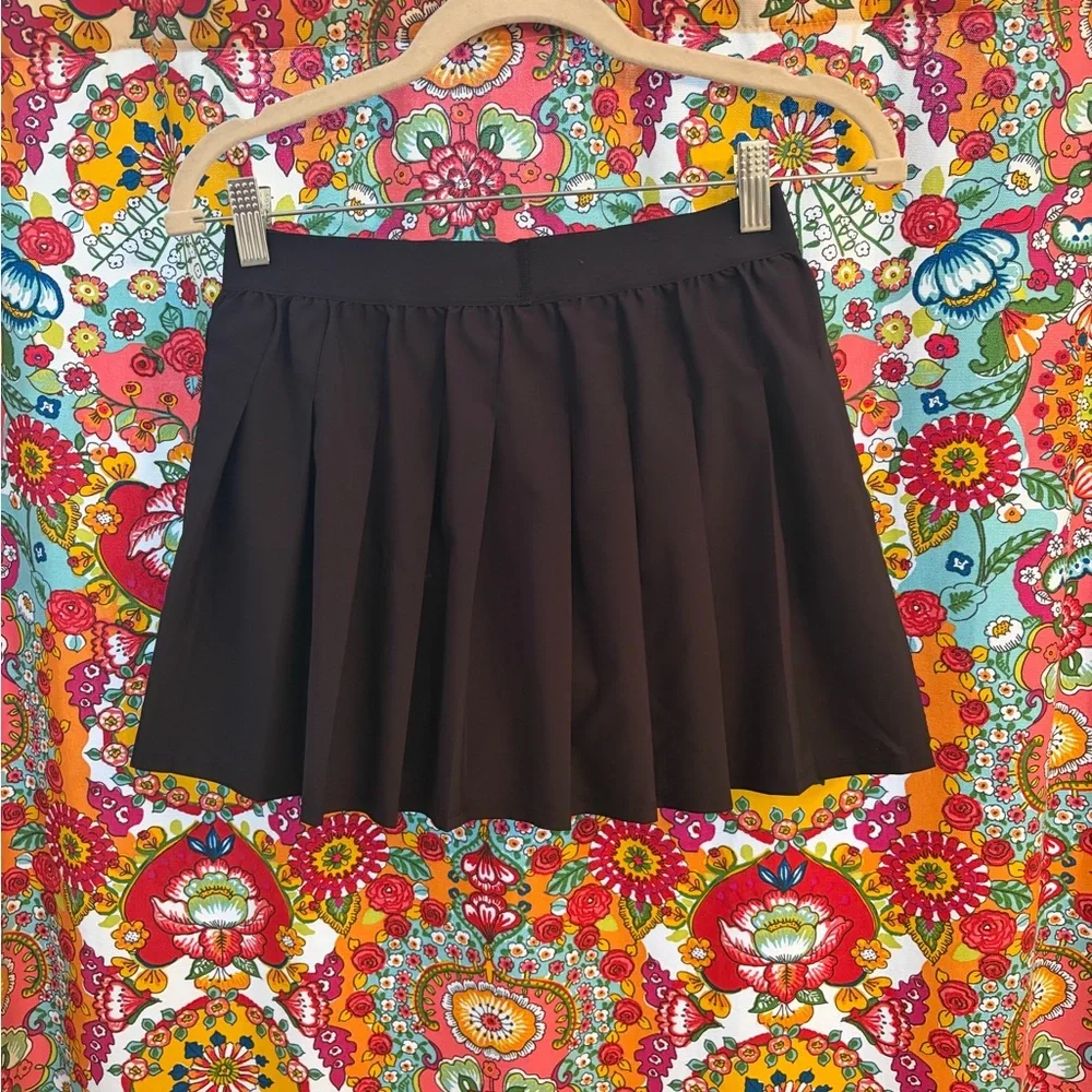 ALO Yoga Black Pleated Athletic Mini Skirt - Picture 6 of 6